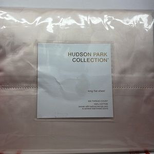 BNIB Hudson Park Collection KING size Flat Sheet Lite Pink